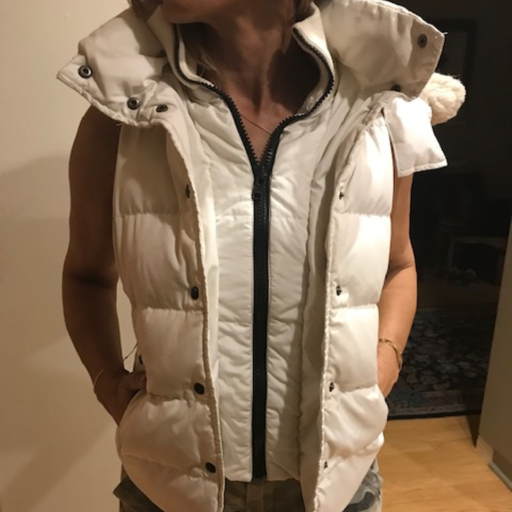 Jack Wills Puffy Down Vest with Hood - Size 4